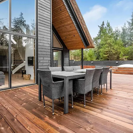 3 Bedroom In Romo *